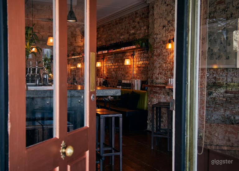  Bar à vin et restaurant 