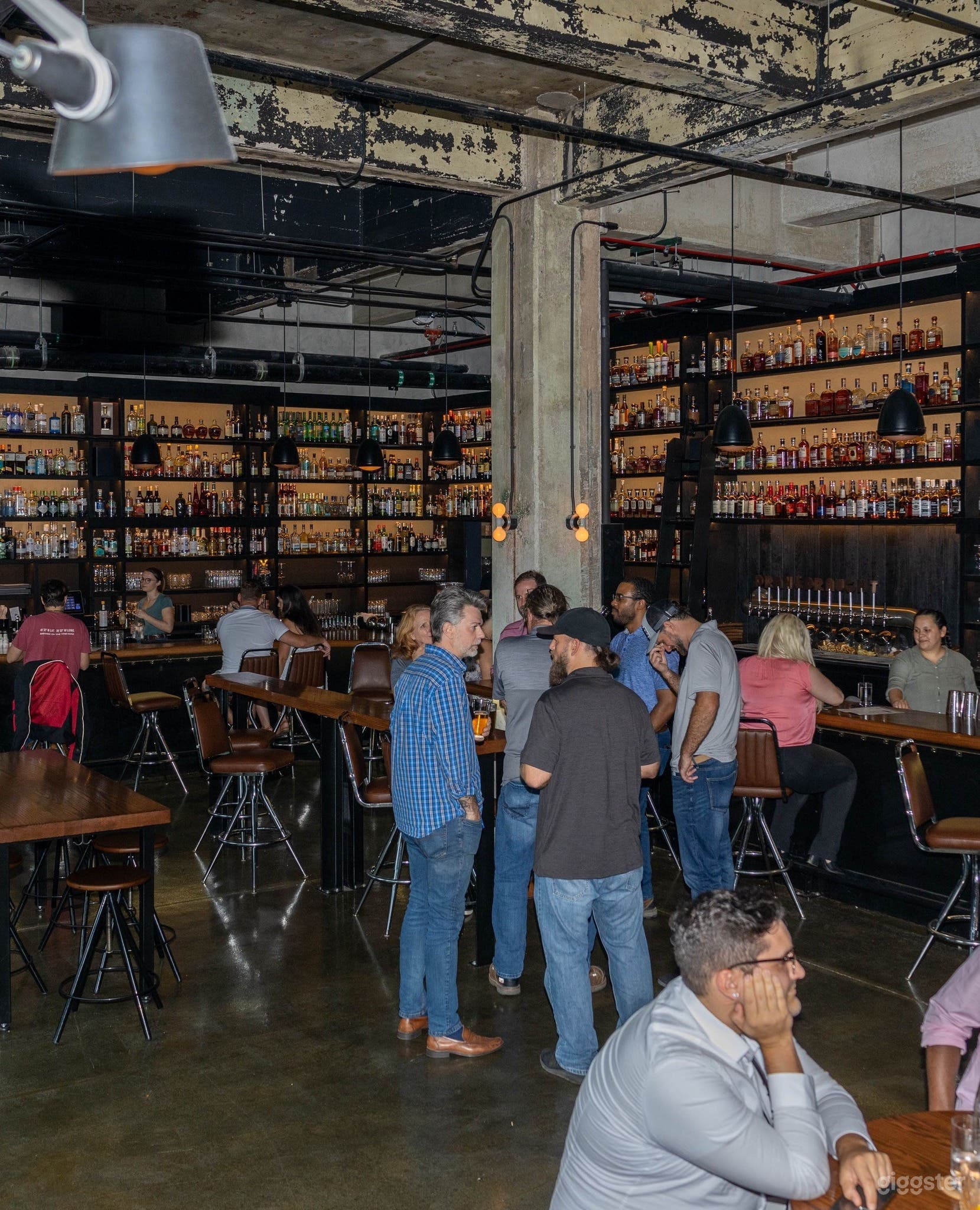 Classic Whiskey/Cocktail Bar - Durham (Full Venue) Photo 2