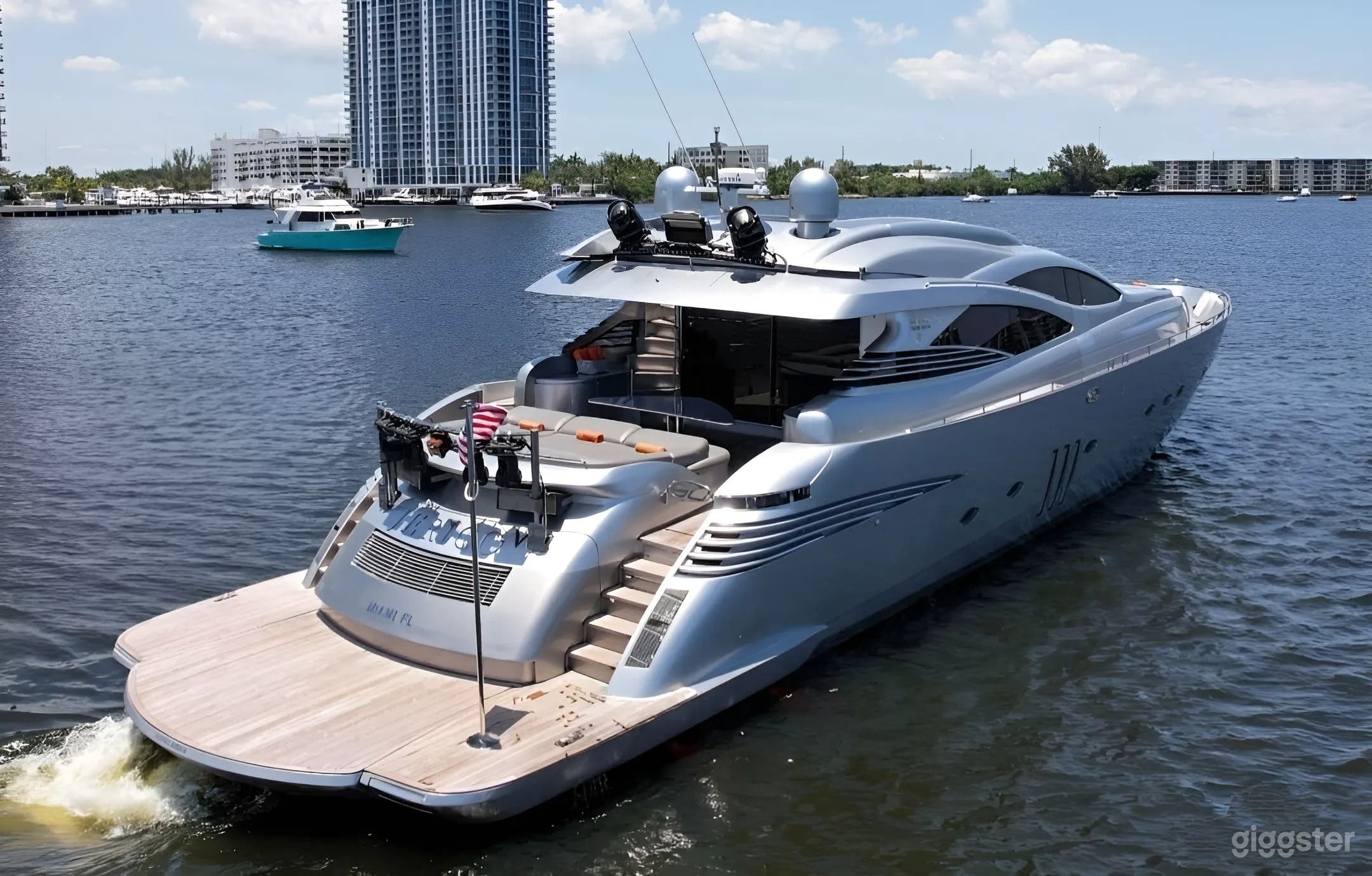 94ft Luxury Yacht - Jerico V Photo 2