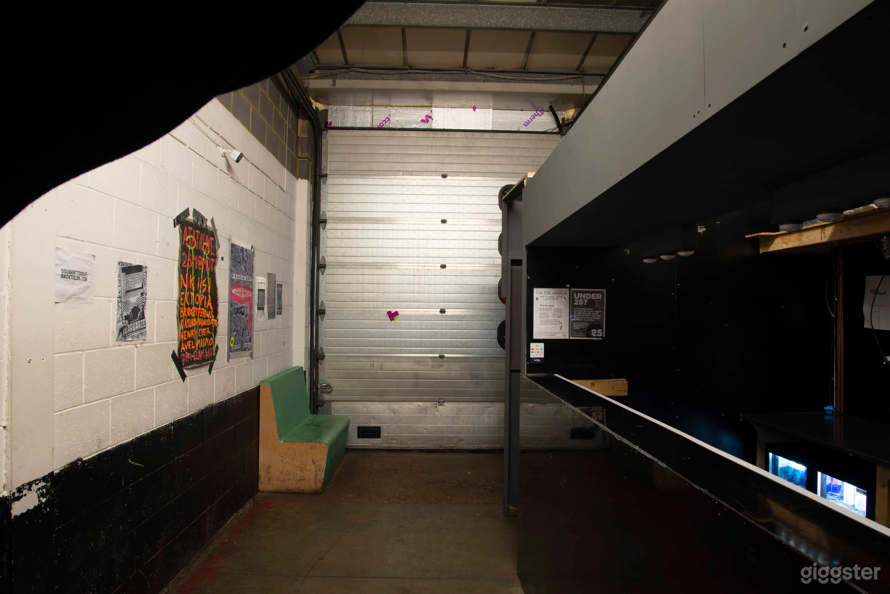 3,200 sq/ft Raw Industrial Music Venue Photo 4