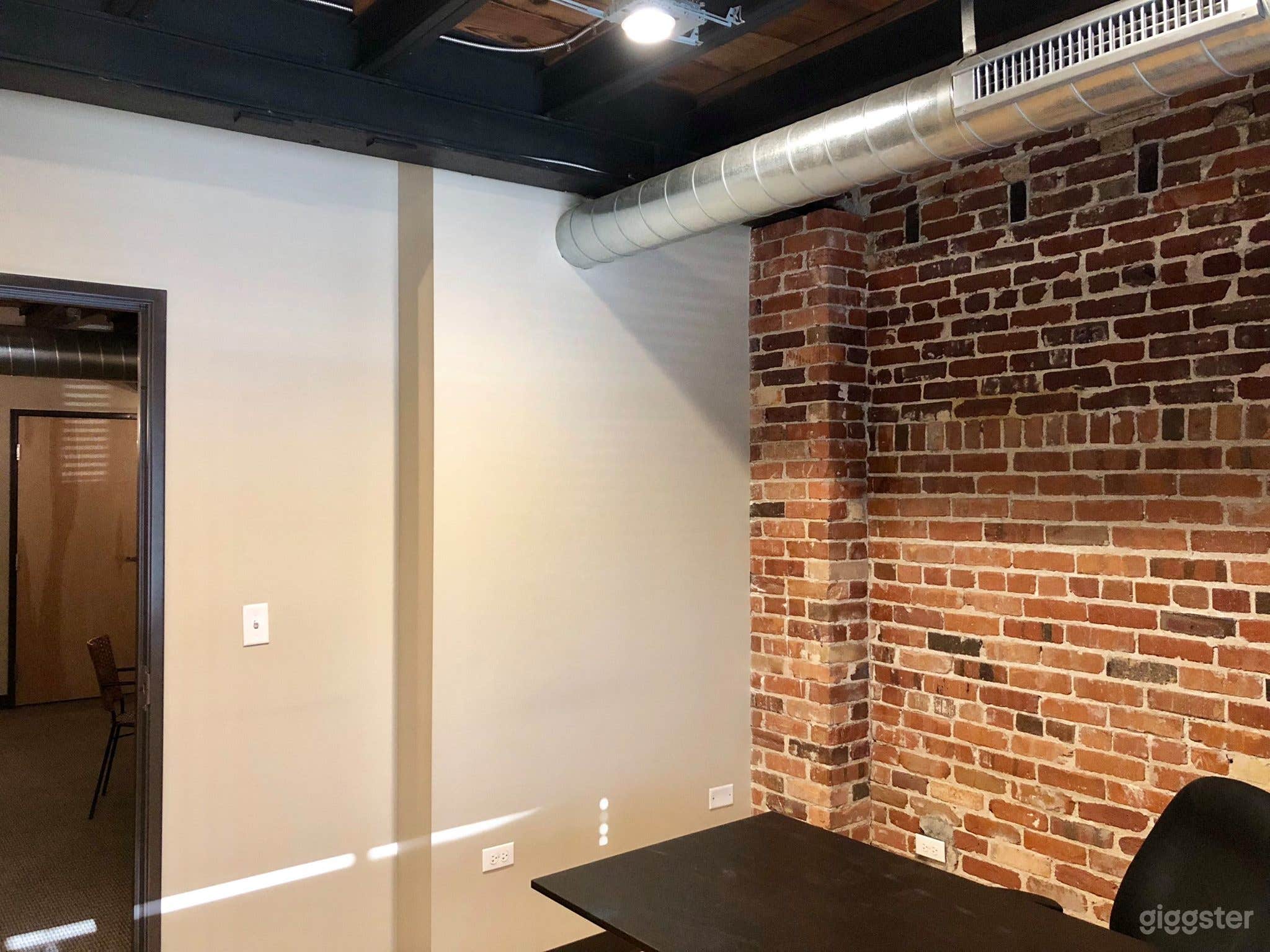 Small Private Offices in Denver Photo 2