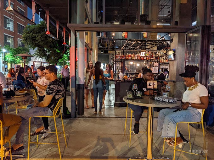 The Walk Up Bar &amp; Patio Photo 2