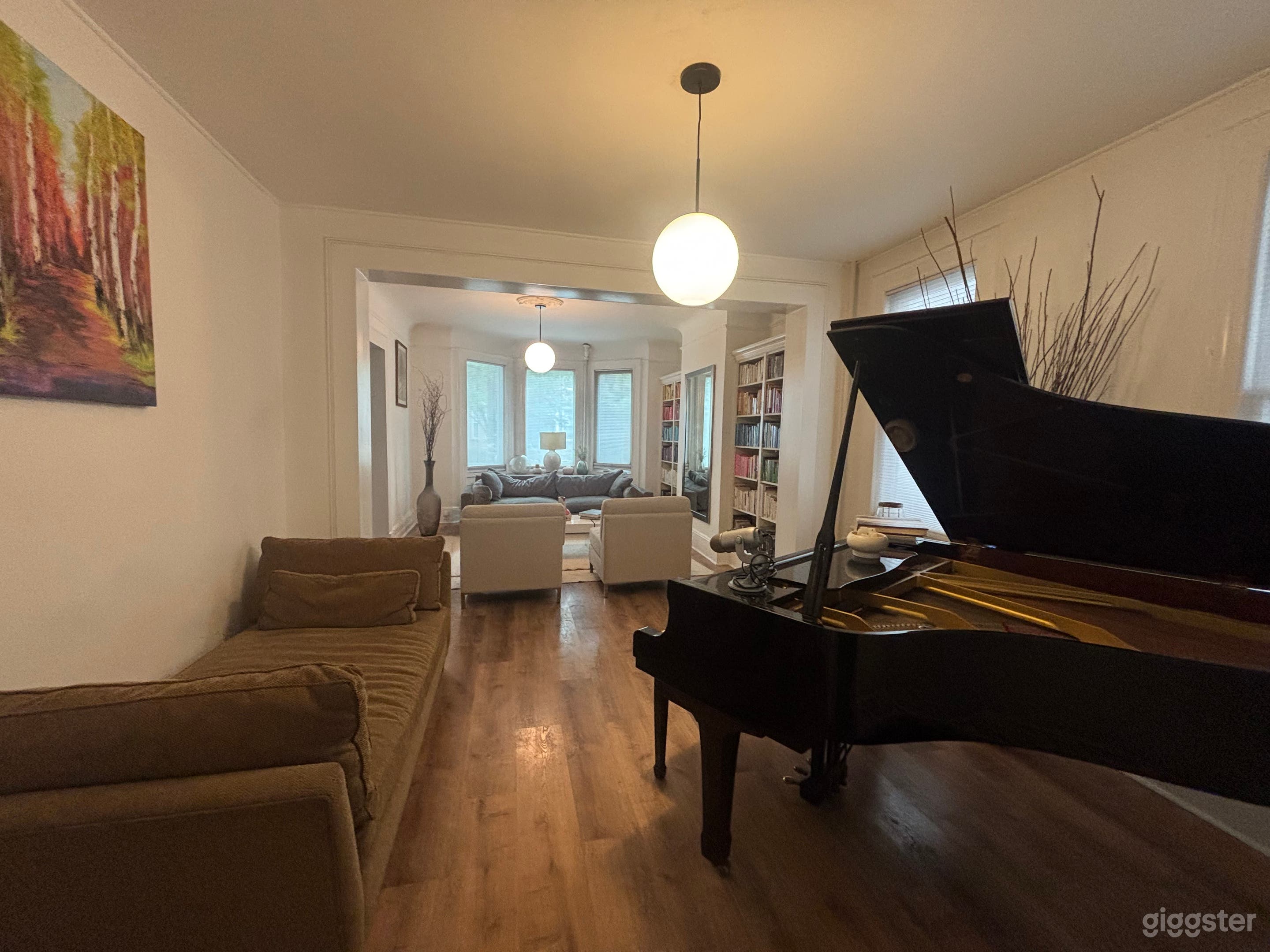 Modern 3‑Story Home with Backyard Near NYC Photo 1