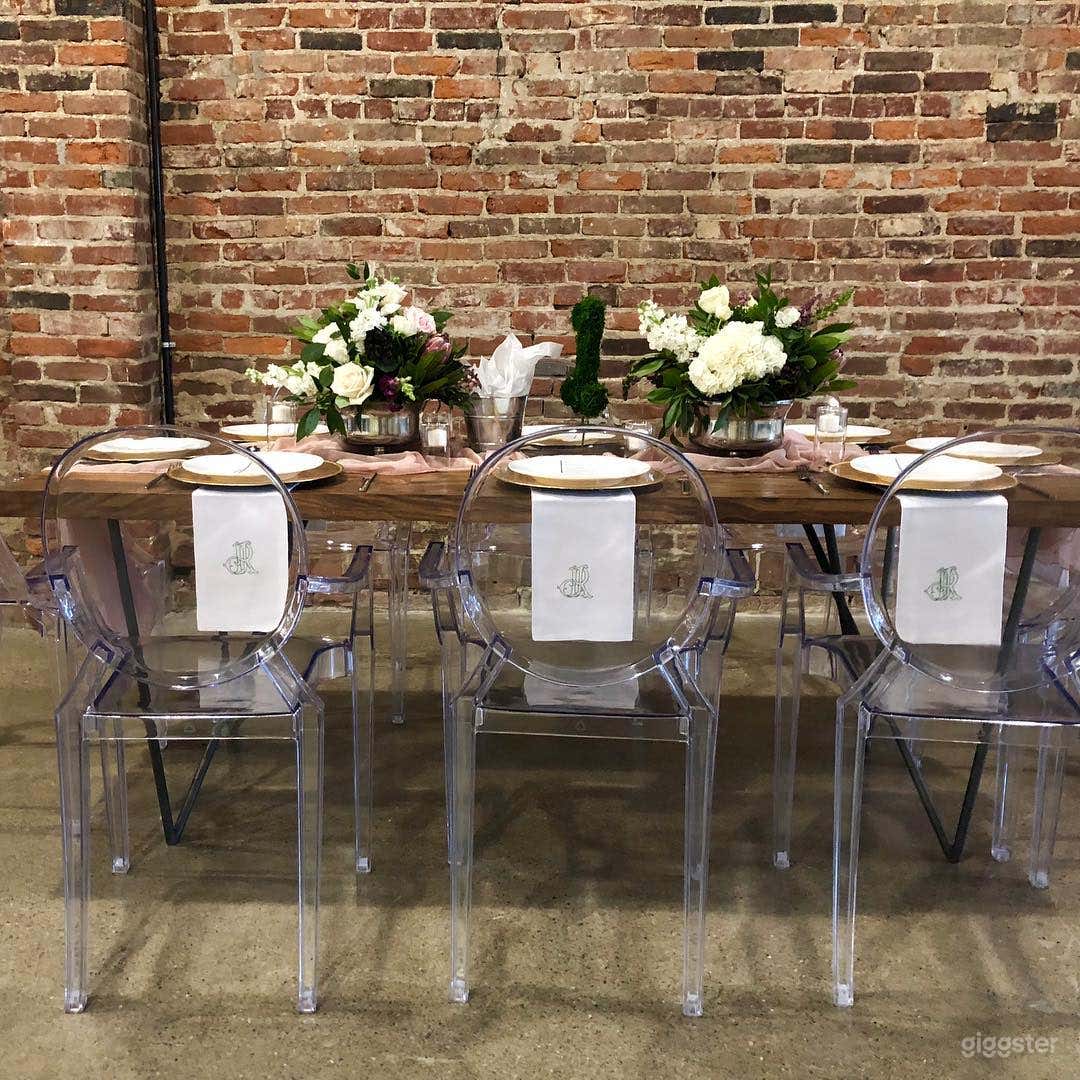 Urban, Cozy, Modern Industrial Space Photo 3