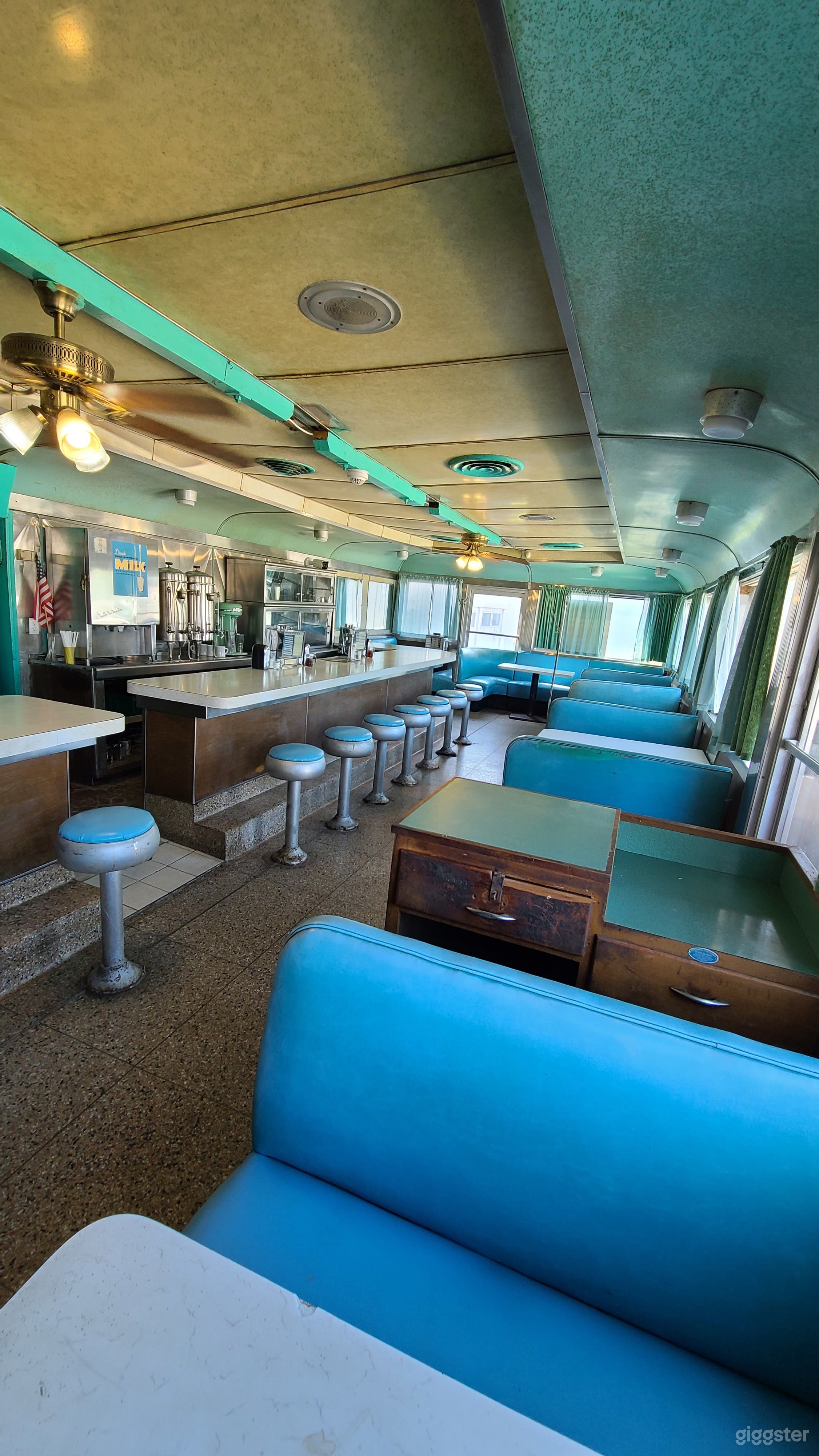 Classic 1950's Diner (Authentic / Vintage) Photo 1