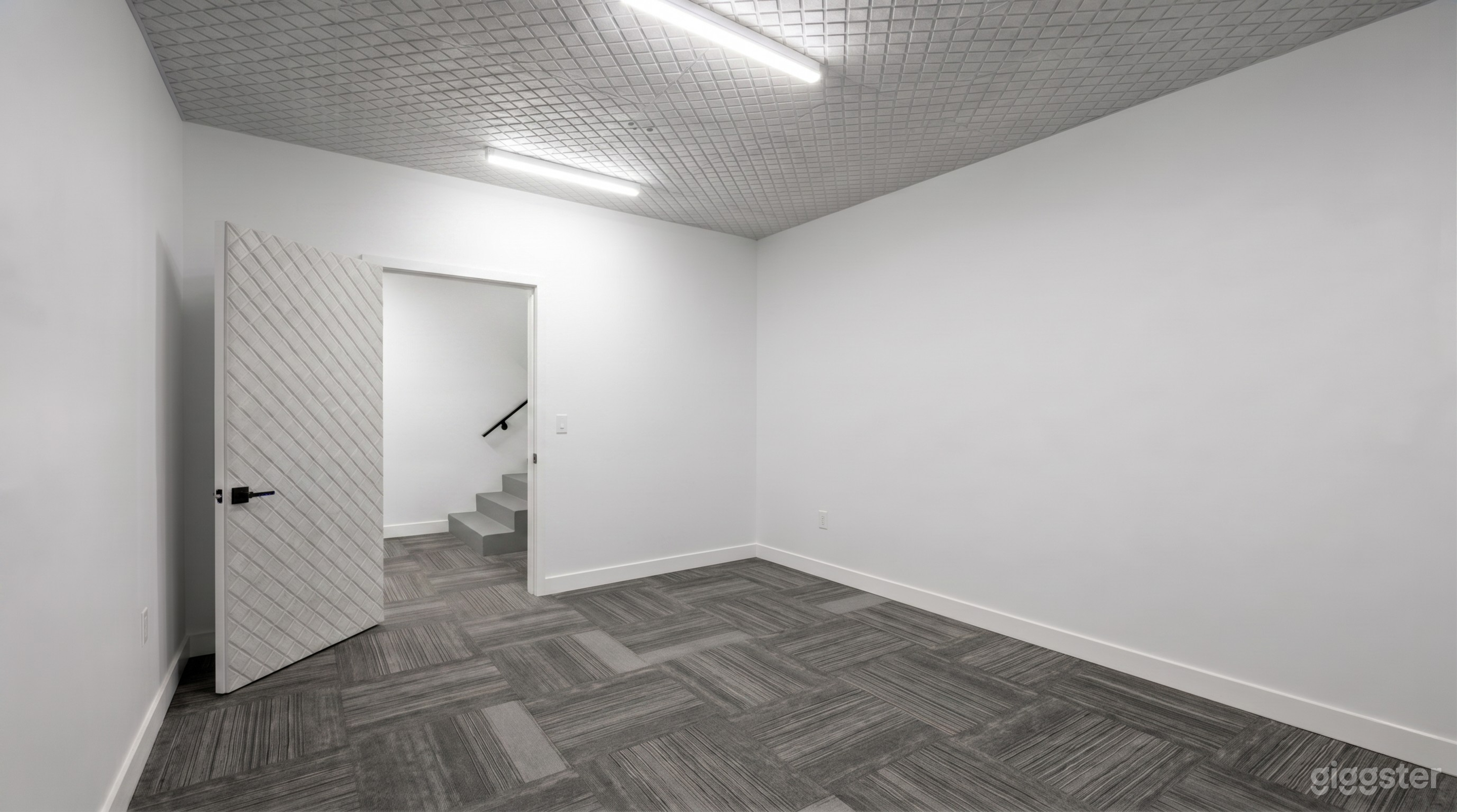Private Wellness & Creative Studio: Fitness, Beauty, Therapy Photo 3