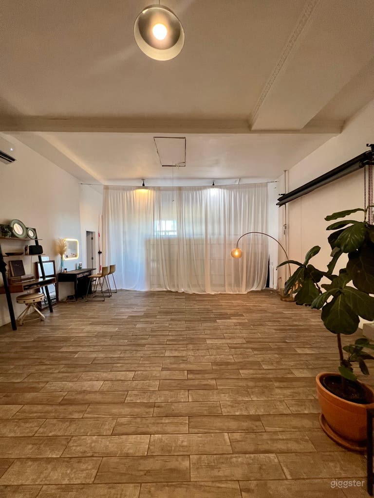  Photography Studio, Pop Up and Event Space Set Up  