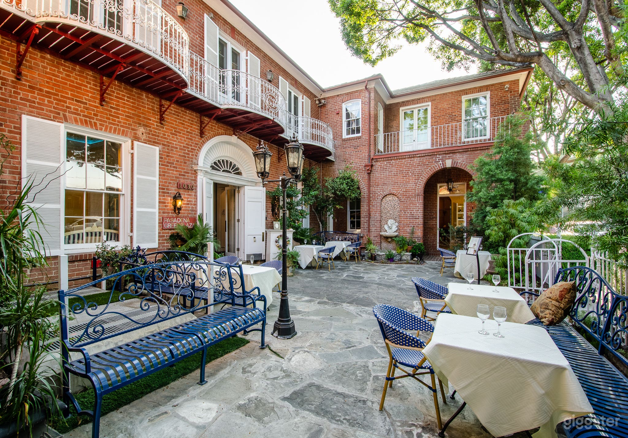 The Courtyard Photo 1