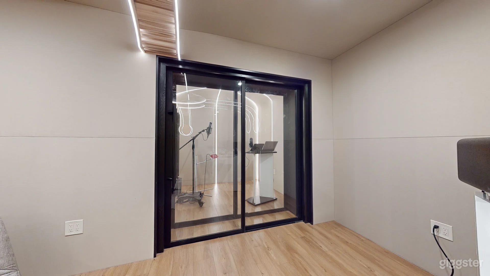 Lunar Audio Recording Studio with LED Lights Photo 4