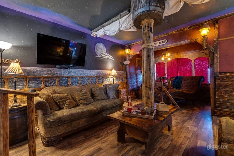  Las Vegas Pirate Themed Haus 