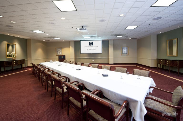  Private Space for Medium Size Groups 