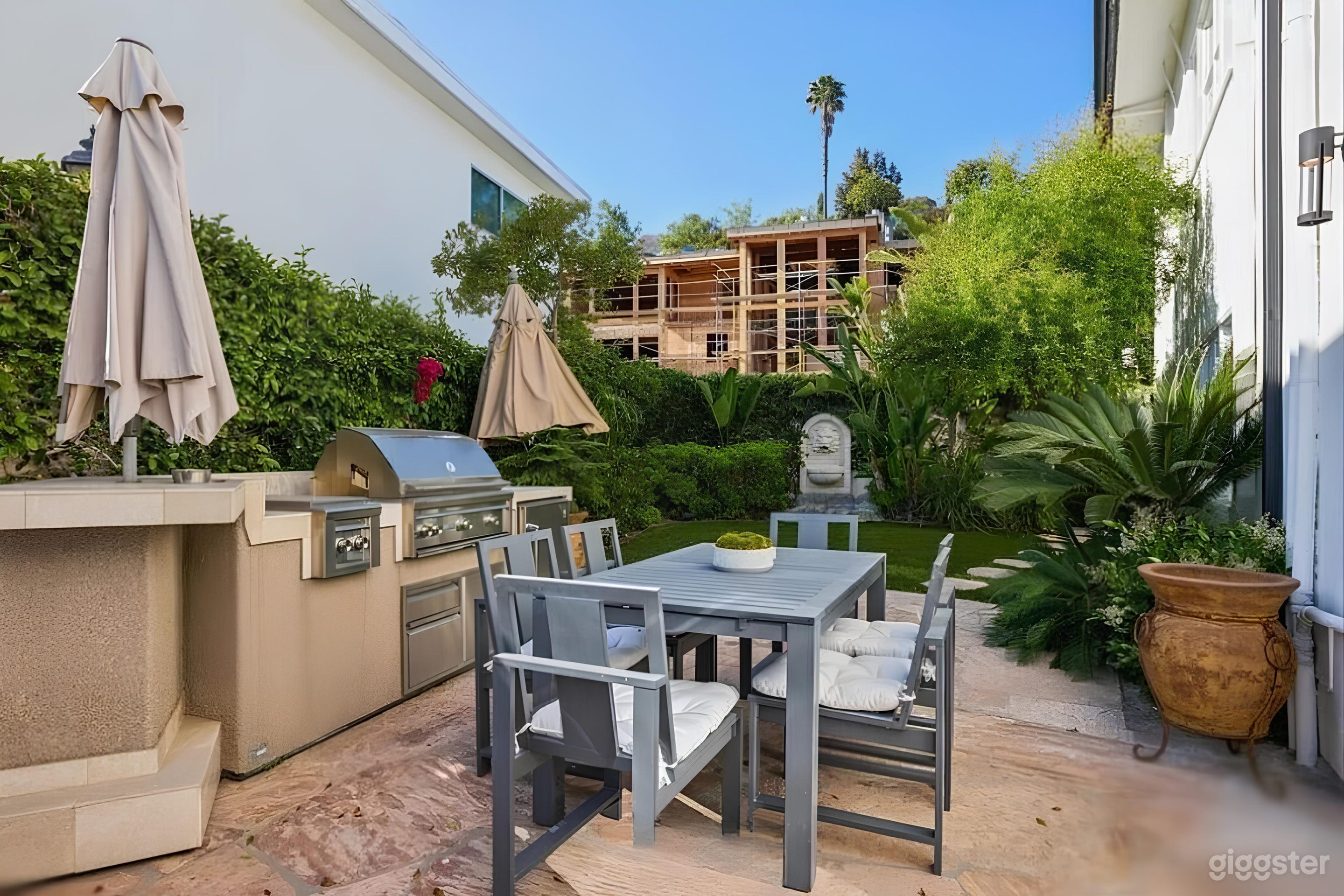 Contemporary Hillside View Estate With Grand Interiors Photo 4