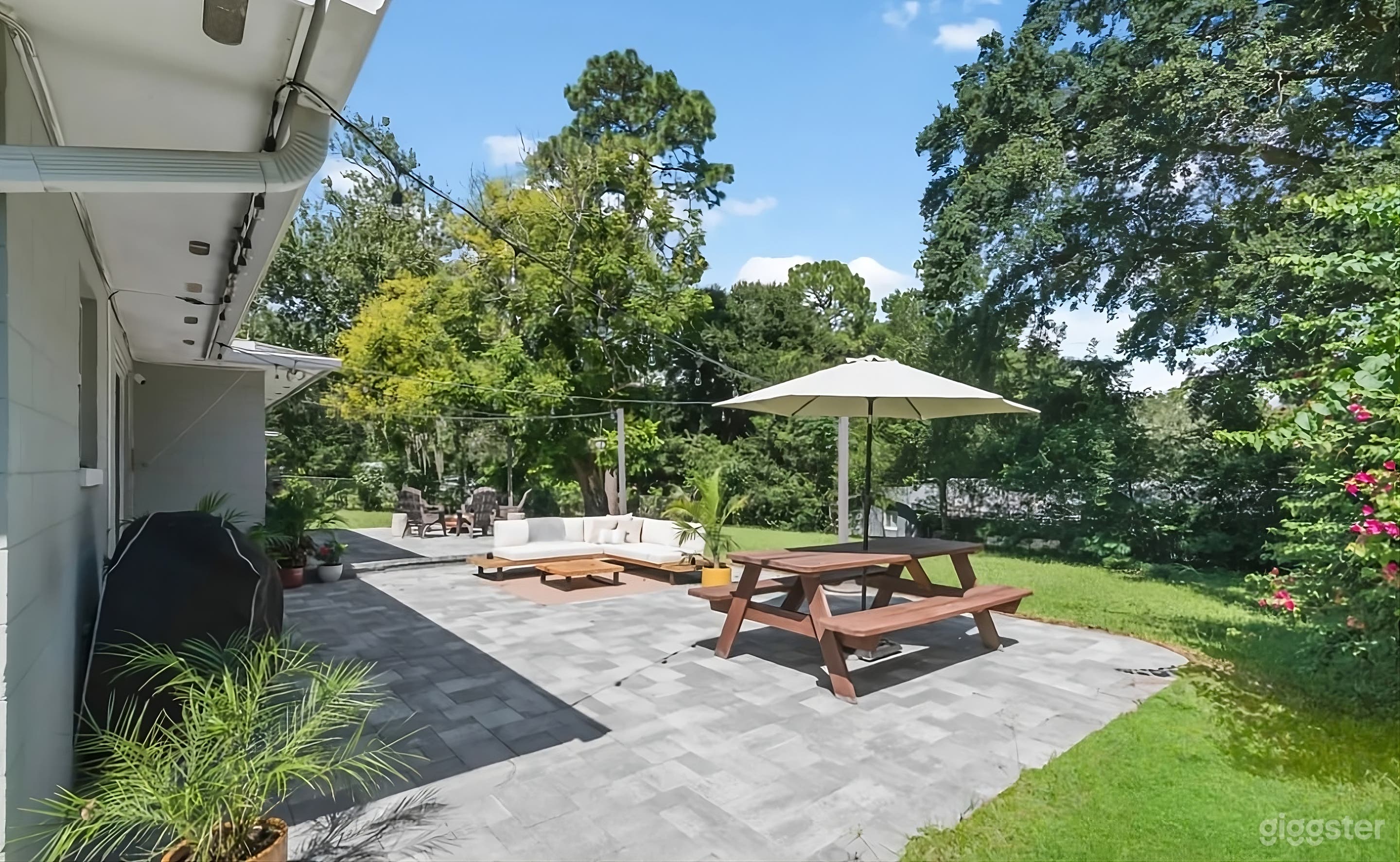 Beautifully Landscaped Backyard Oasis Photo 1