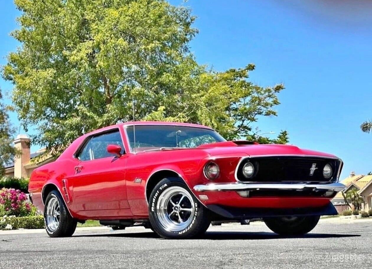 Beautiful 1969 Ford Mustang – Vintage American Icon Photo 1