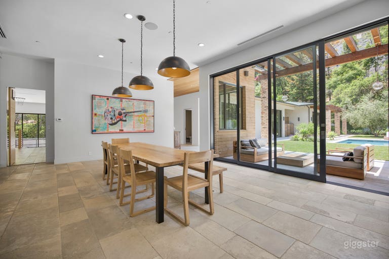  MODERN RESORT VIBES IN A HIDDEN CANYON 