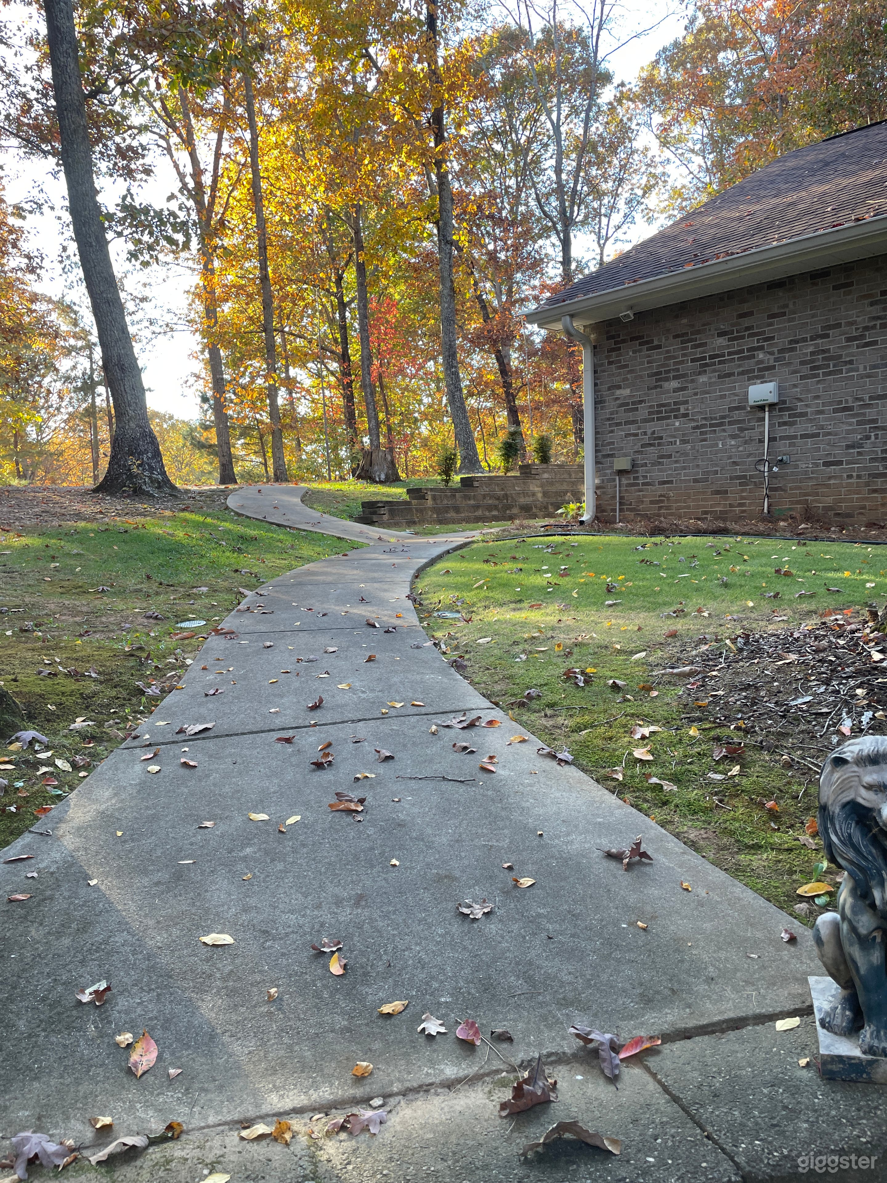 Furnished 1 Bedroom Home Photo 3