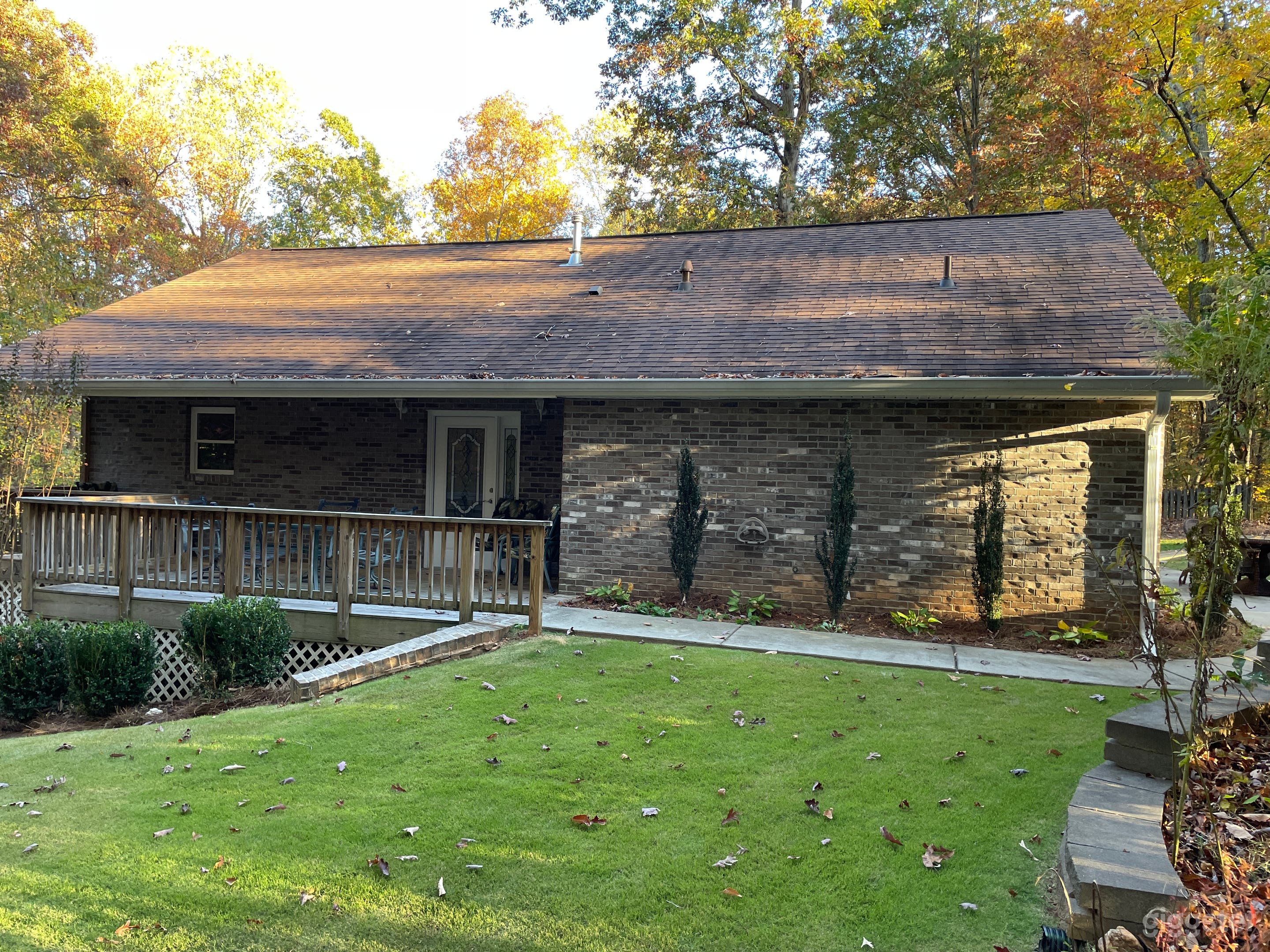 Furnished 1 Bedroom Home Photo 2