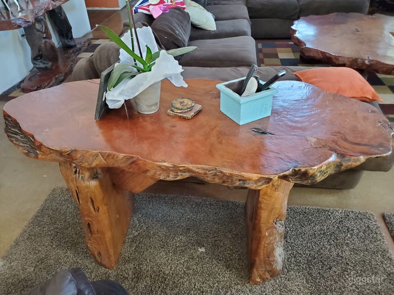  Cute Charmer with Hobby Farm  