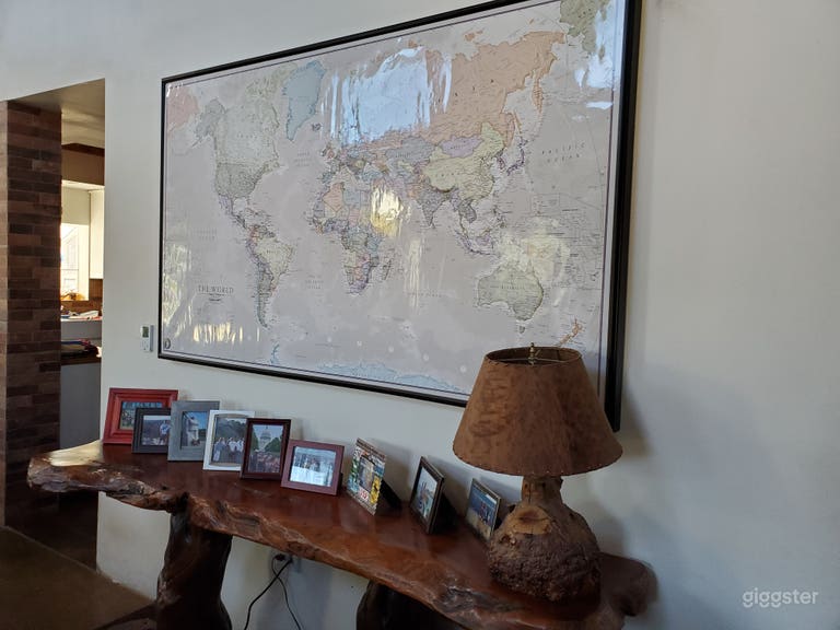  Cute Charmer with Hobby Farm  