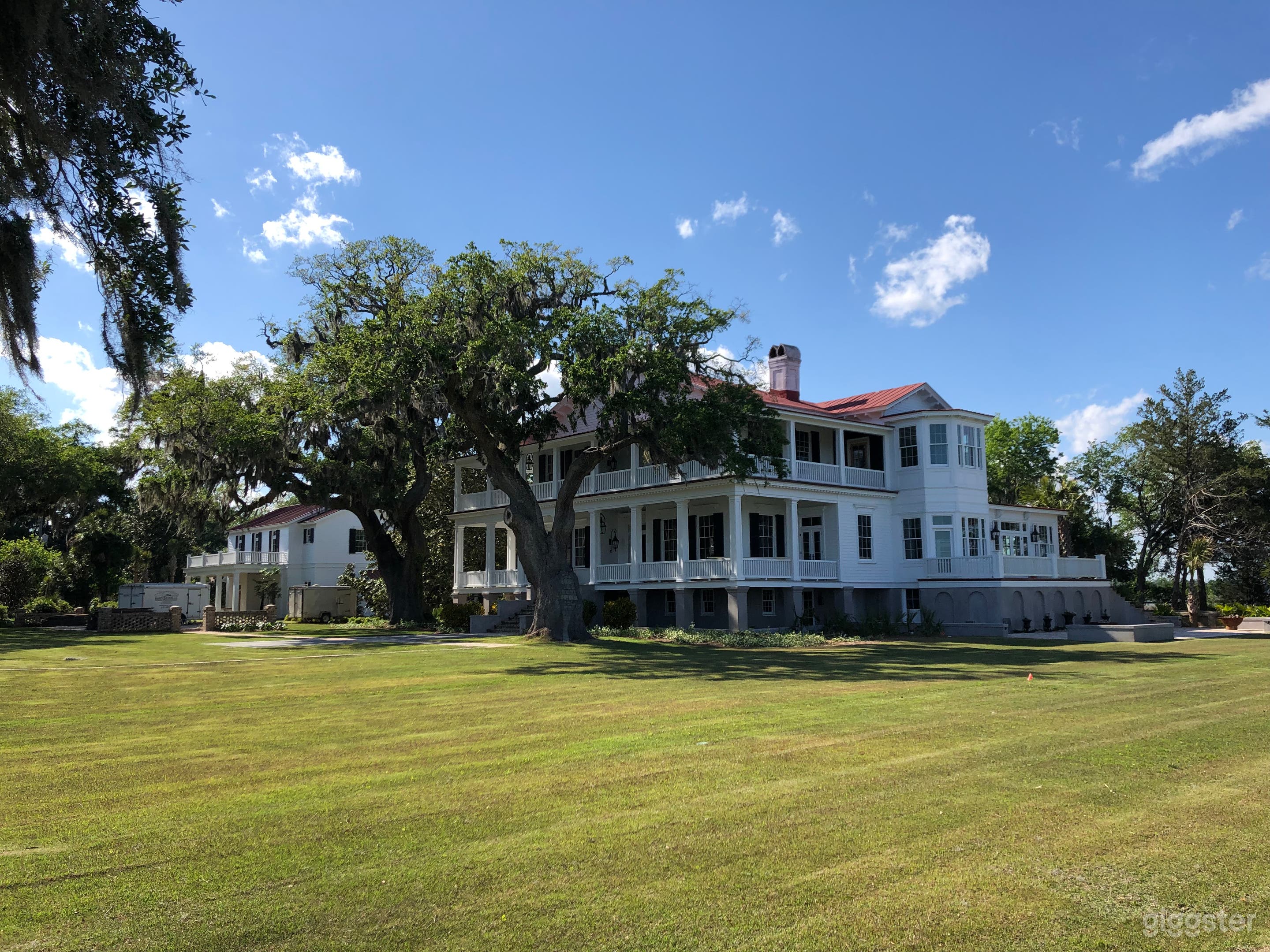 Antebellum Mansion from "The Big Chill" Photo 3
