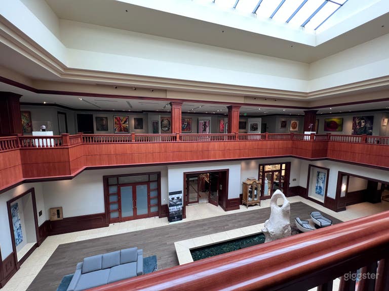  Mid-day lighting in the gallery.  