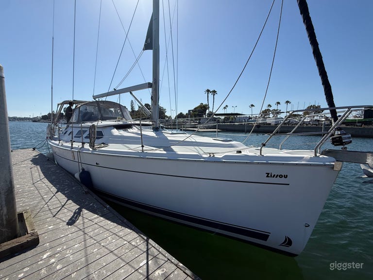  Production-Ready 41' Luxury Sailboat 