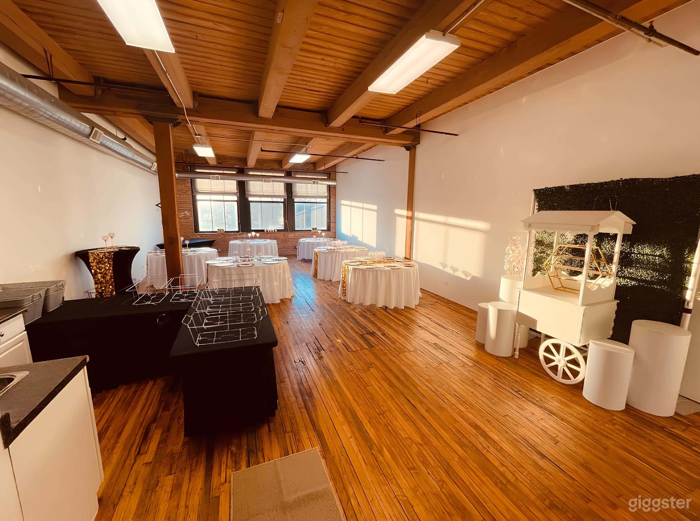 Urban Elegance: Creative & Photography Spot Photo 2