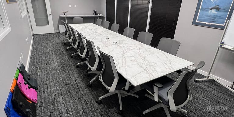  Beechcraft Conference Room 