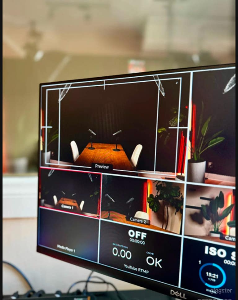  Santa Monica Podcast Studio (set B) 