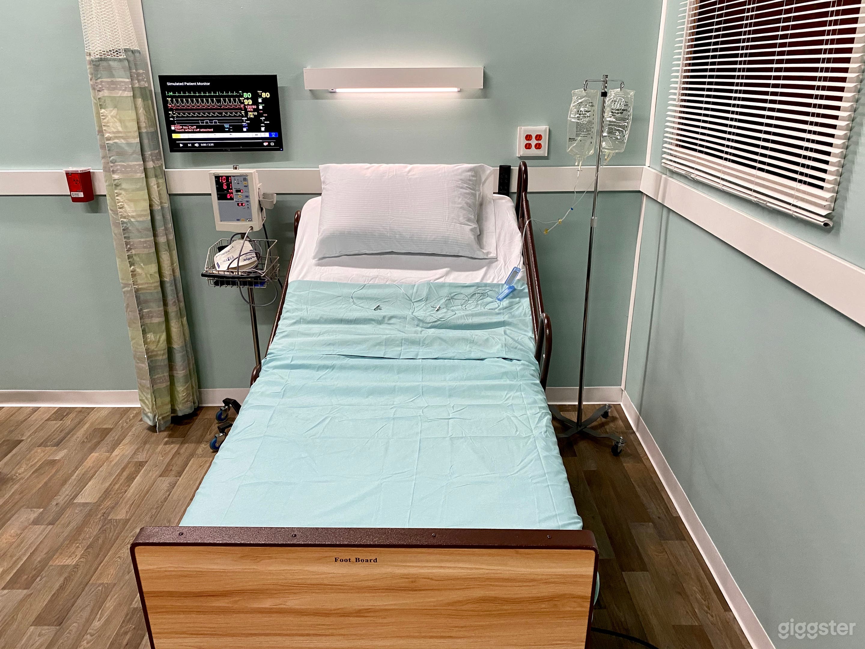 Hospital Room Set in Sound Proof Studio Photo 1