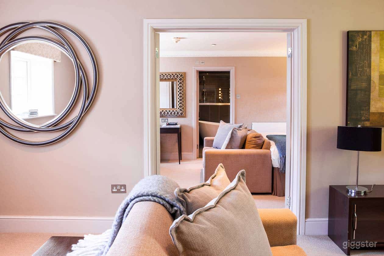 The Classic Suite with a Lovely Historic Feel Photo 3