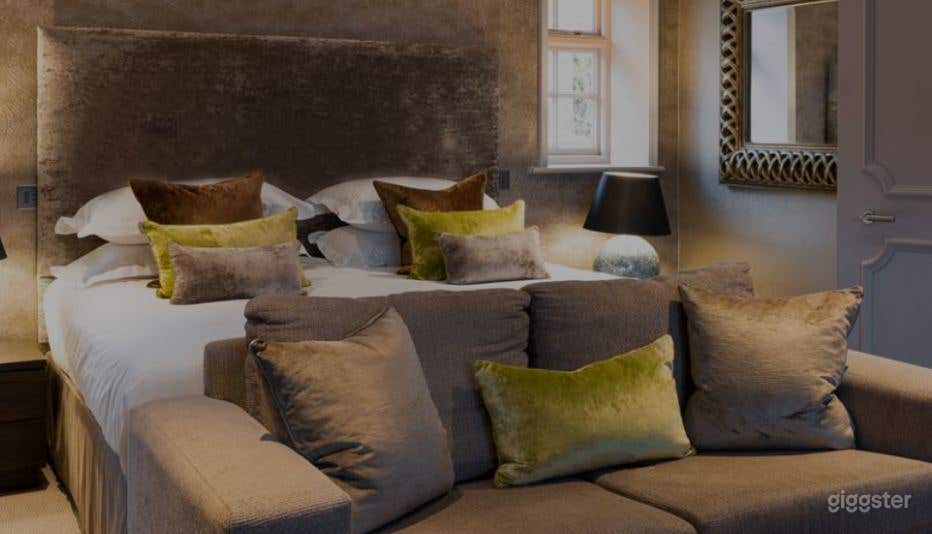 The Classic Suite with a Lovely Historic Feel Photo 1