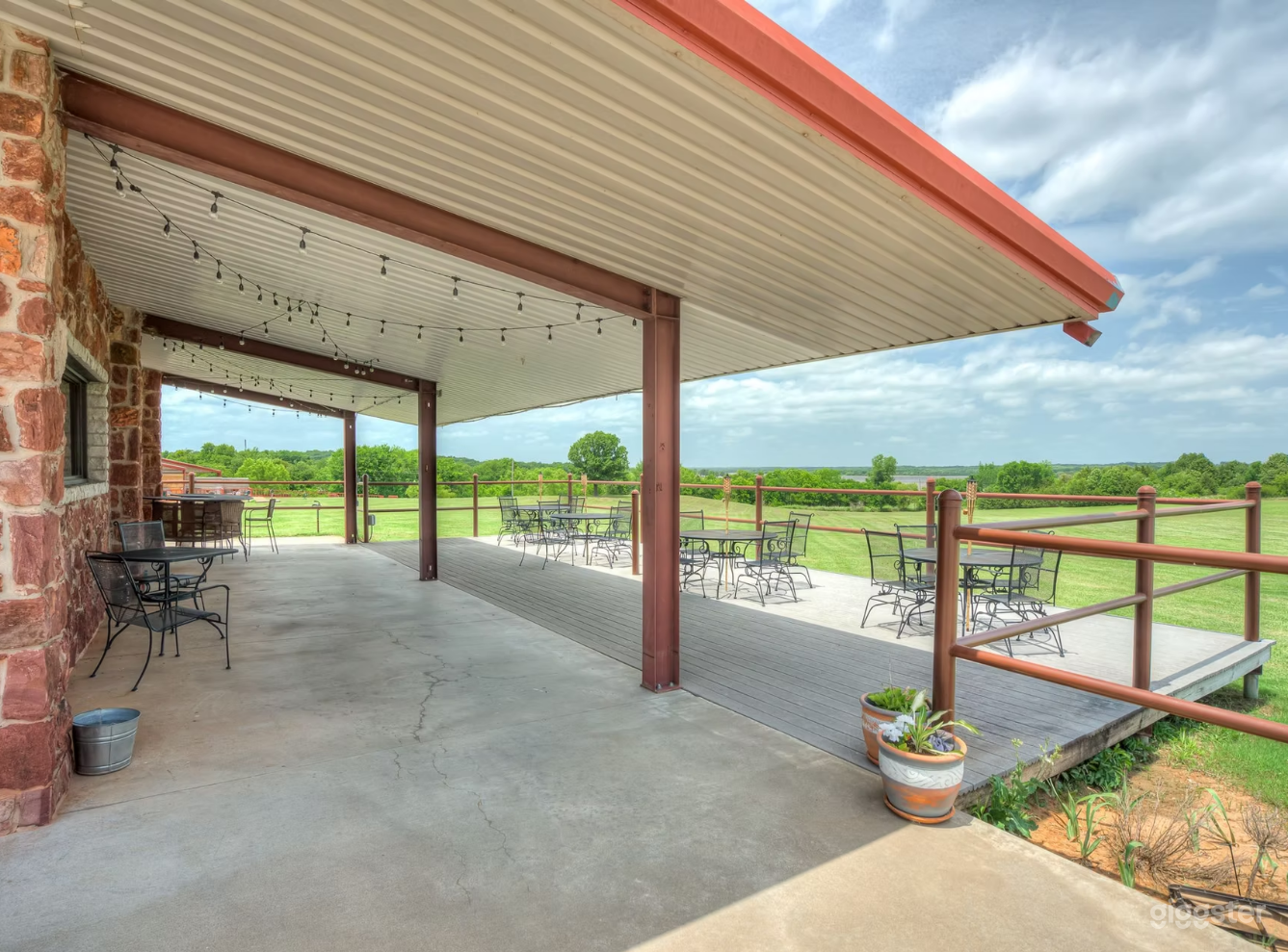 The Ranch House Photo 3