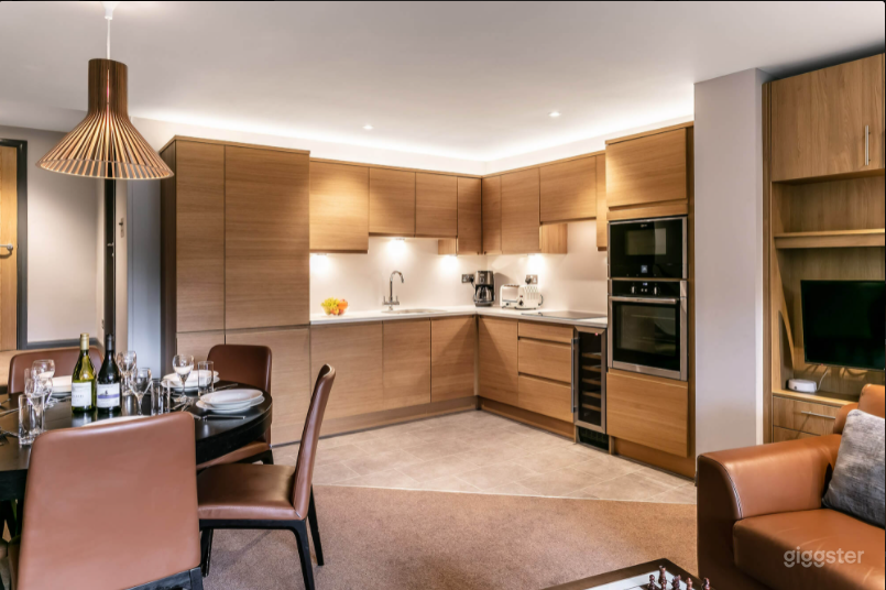 CHAPEL STILE APARTMENTS Photo 3