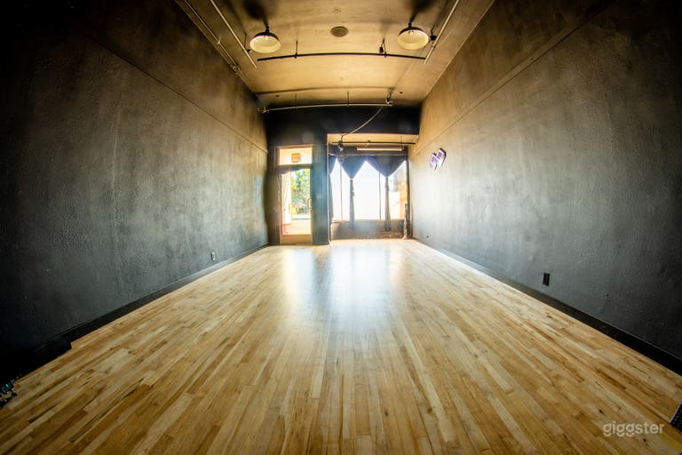  Indoor and Outdoor Jefferson Park Event Space 