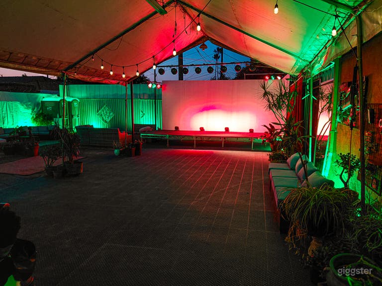  Indoor and Outdoor Jefferson Park Event Space 