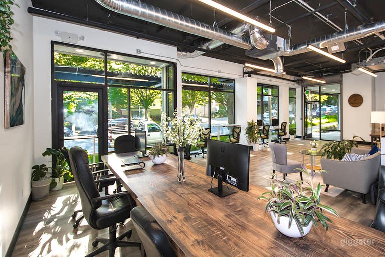  Fully Equipped Coworking Space in West Seattle 