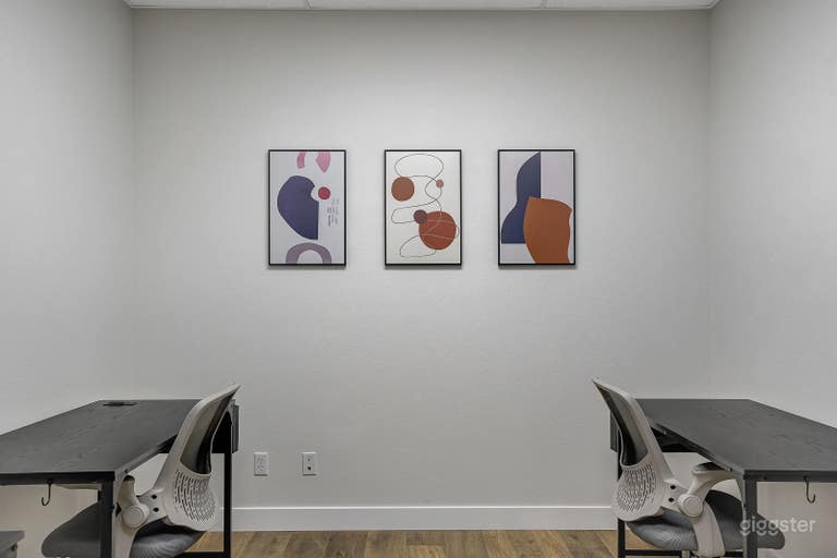  Las Vegas Modern Day Office near Airport/Strip 