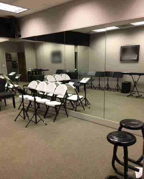 Small Music Rehearsal Space Photo 3