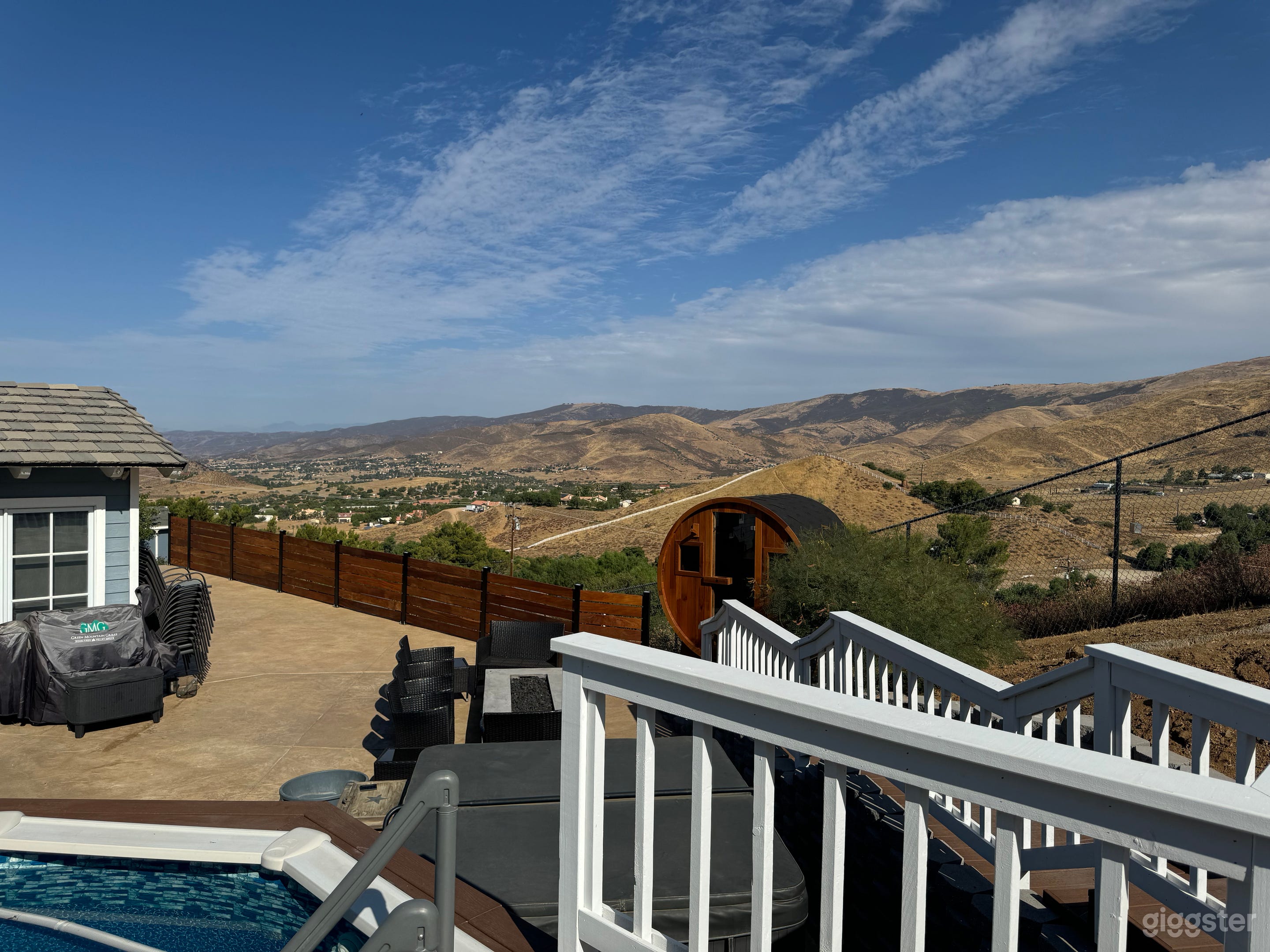 Mountain Top Modern Ranch Estate Photo 3