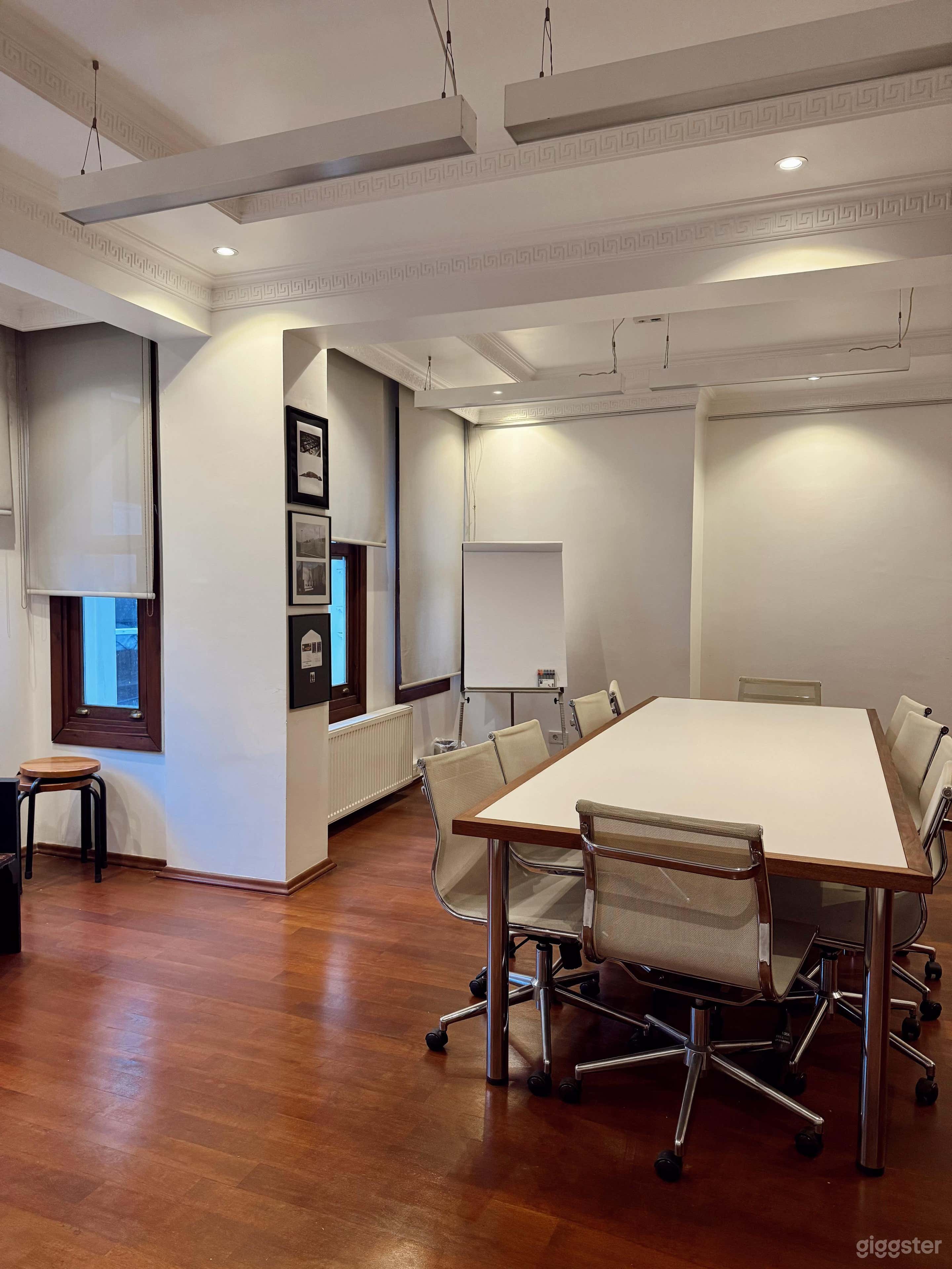 Versatile Creative Venue with Garden in Istanbul Photo 3