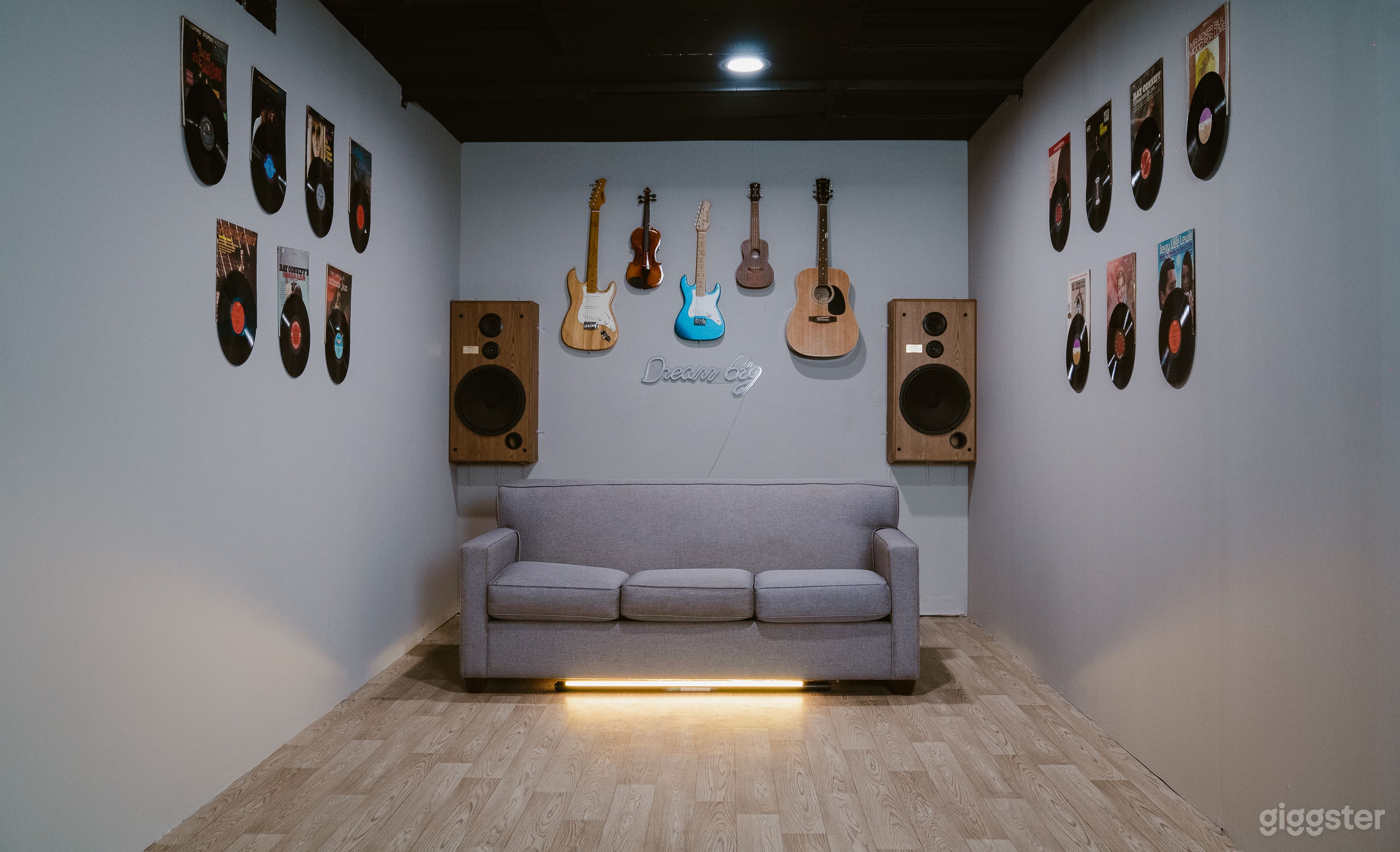 Urban Studio in Dallas Photo 1