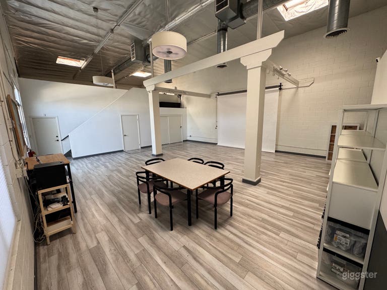  Versatile Studio for Film, Photo, Video, & Event 