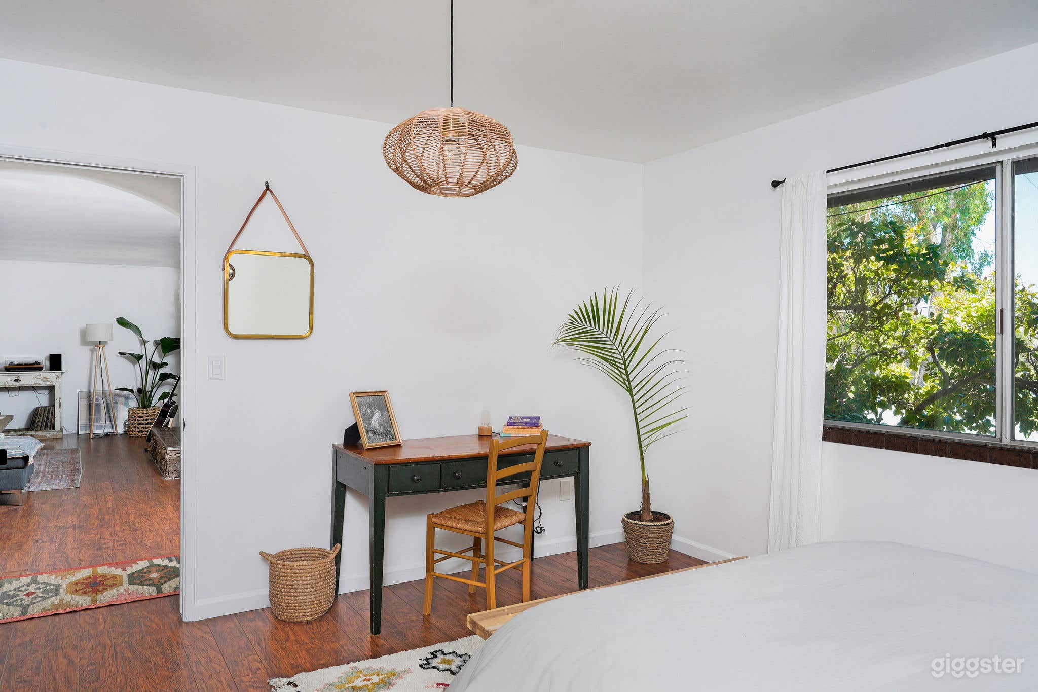 Chic Desert Home with Views, Spa, Outdoor Shower Photo 4