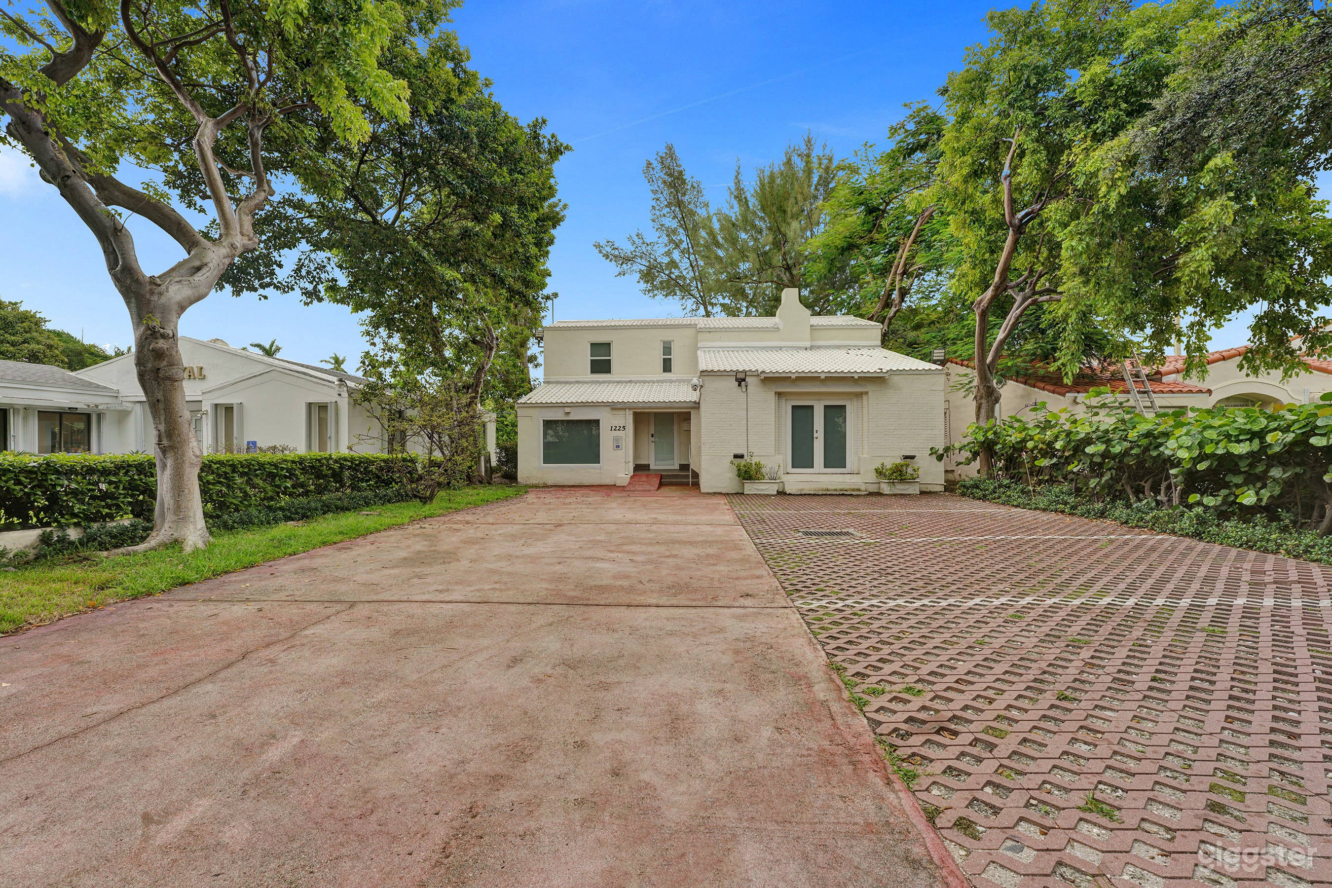 Unique Miami Beach property Photo 1