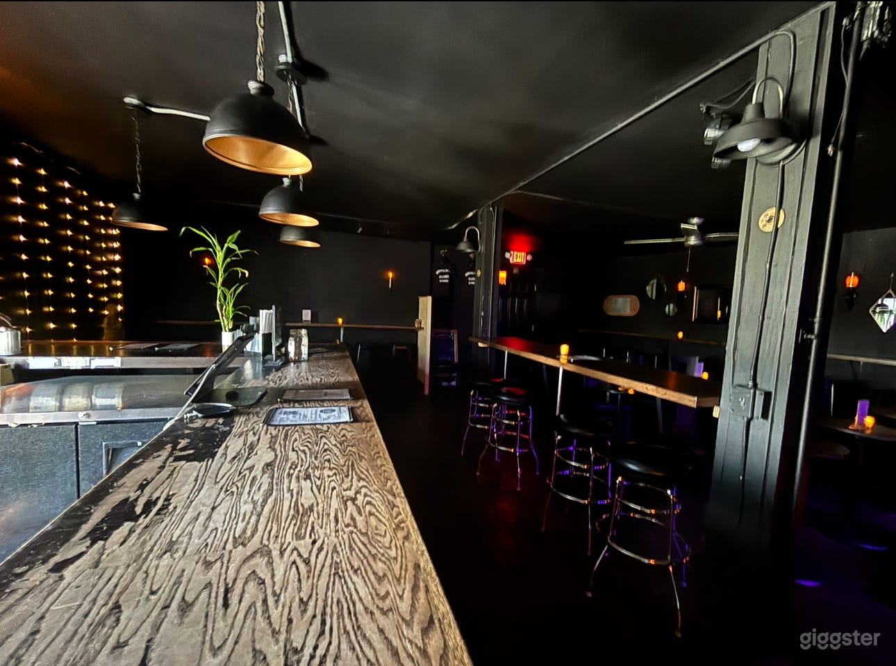 Visually Stunning Venue with Bar &amp; Stage Photo 4