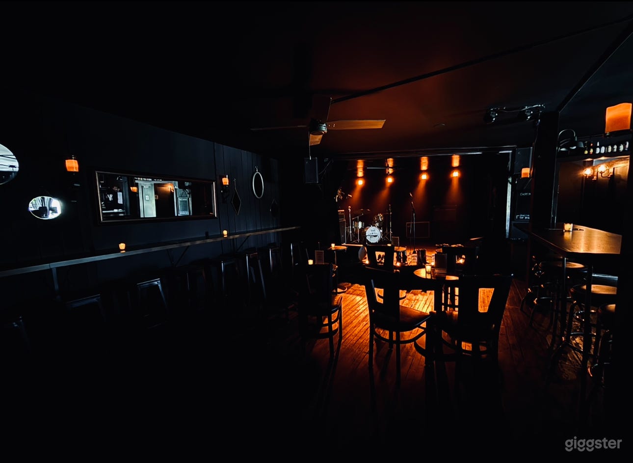 Visually Stunning Venue with Bar &amp; Stage Photo 1