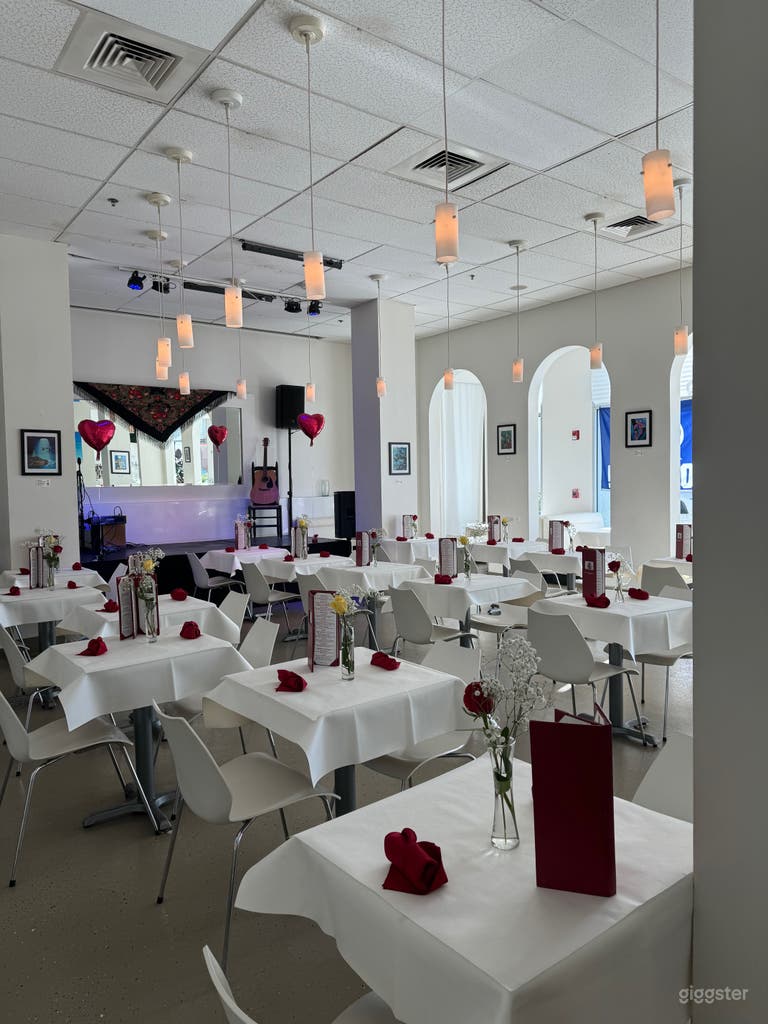  Full Service Restaurant & Bar - Private Events 