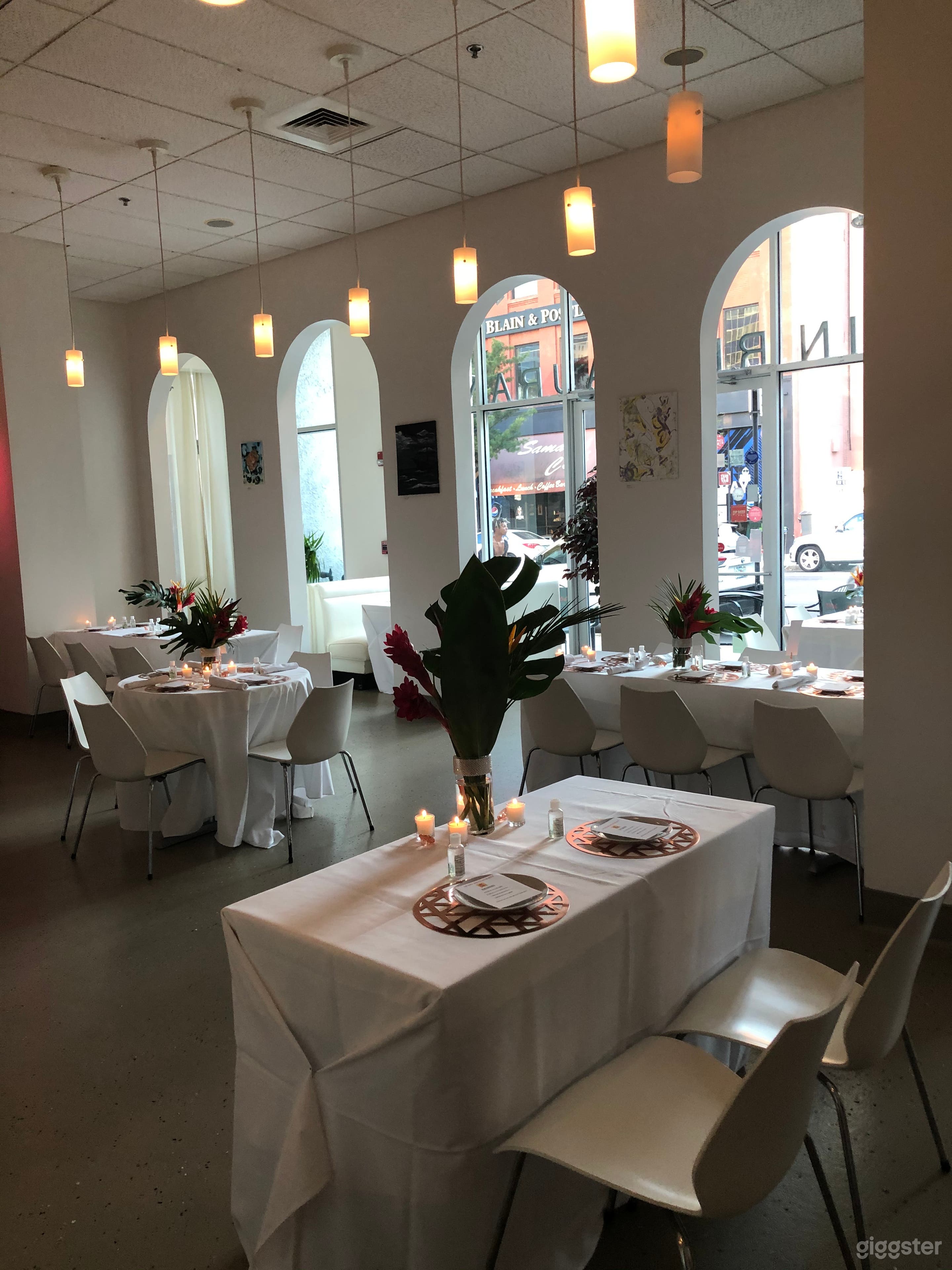 Full Service Restaurant &amp; Bar - Private Events Photo 4