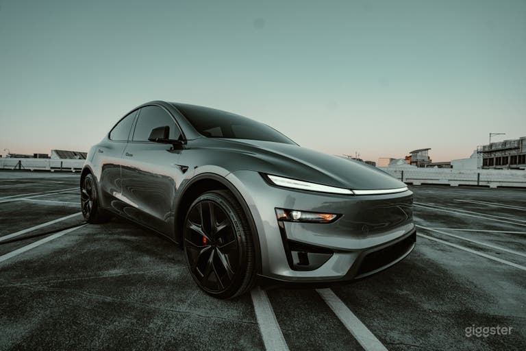  2026 Tesla Model Y Performance – Film & Production Ready 